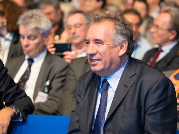 François Bayrou veut un gouvernement expérimenté